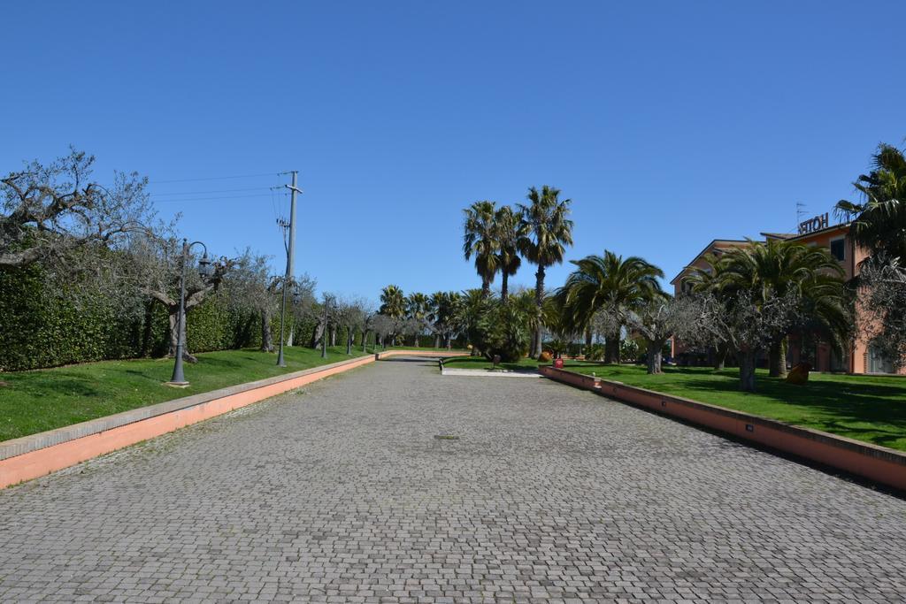 Villa Luigi Hotel & Restaurant Nuova Gestione Villa Rosa Di Martinsicuro ภายนอก รูปภาพ