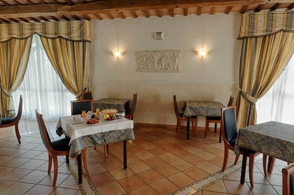 Villa Luigi Hotel & Restaurant Nuova Gestione Villa Rosa Di Martinsicuro ภายนอก รูปภาพ