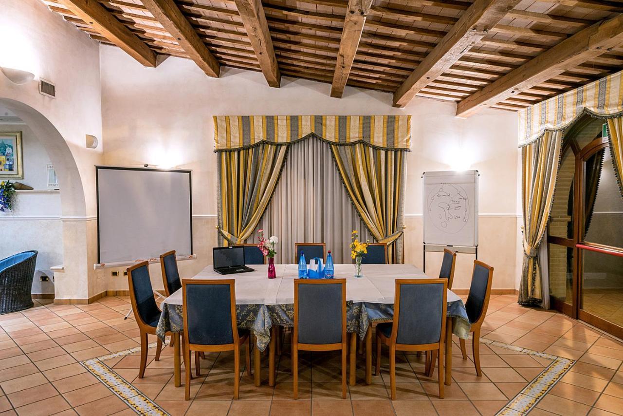Villa Luigi Hotel & Restaurant Nuova Gestione Villa Rosa Di Martinsicuro ภายนอก รูปภาพ